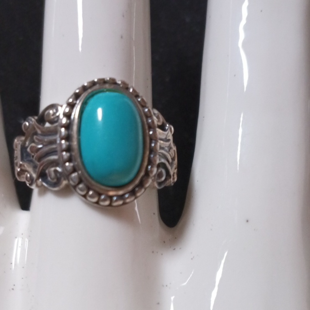Vintage Avon Sterling Silver Oval Turquoise Ring Size 11 NWOT